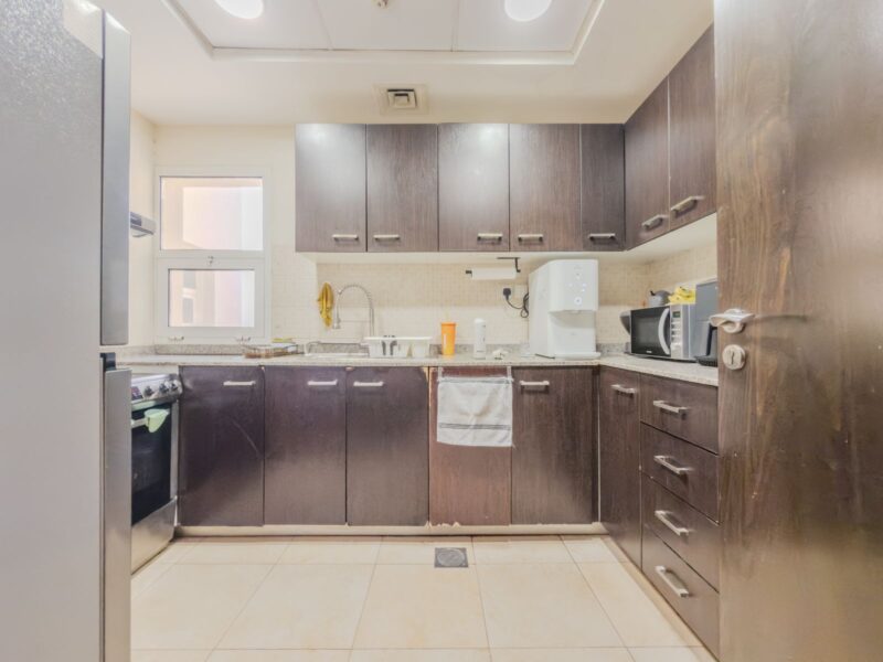 غرفة نوم واحدة | تصميم واسع | شرفة | ريمرام