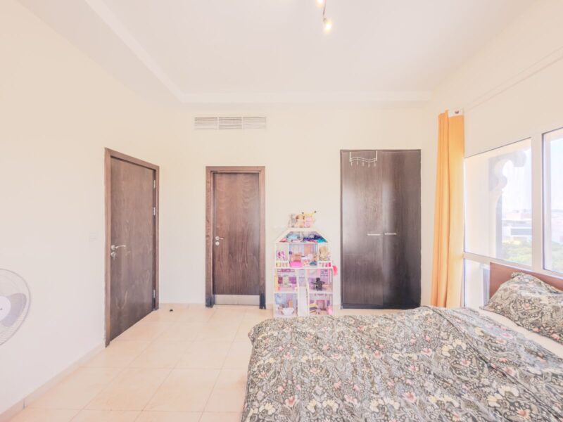 غرفة نوم واحدة | تصميم واسع | شرفة | ريمرام