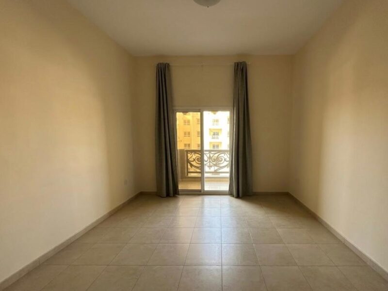 Spacious 1BR Apartment | Balcony | Al thamam Remraam