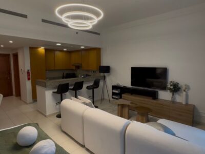 Bright & Spacious Studio | Burj Khalifa View | Premium Location