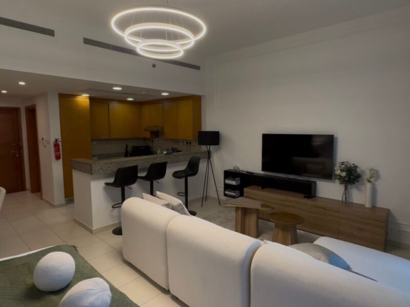 Bright & Spacious Studio | Burj Khalifa View | Premium Location